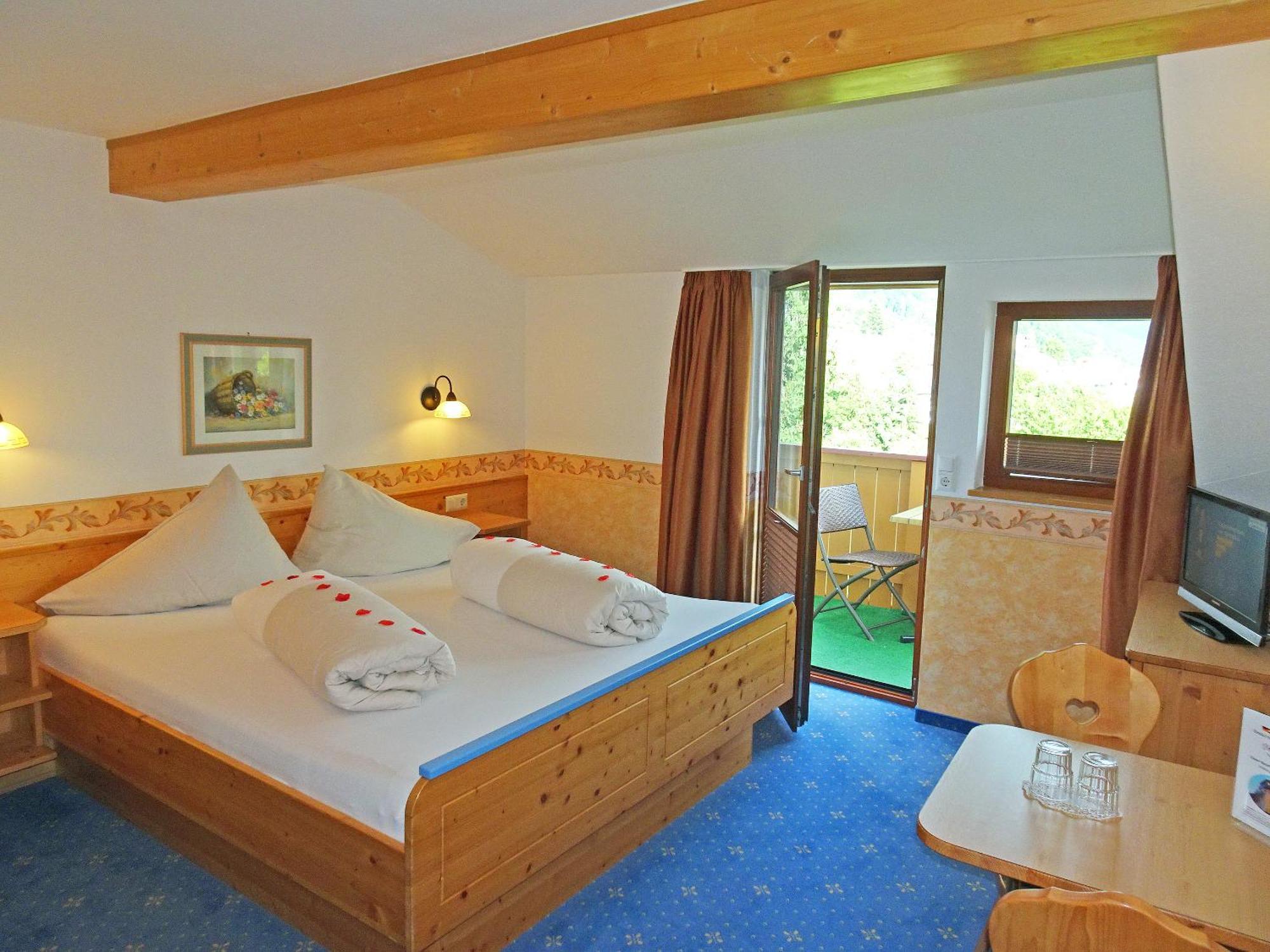 Staudacher Hof-Das Romantische Haus Millstatt Phòng bức ảnh